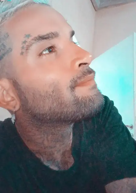 Angel Chamorro из Кордовы, мне 33, познакомлюсь на одну ночь