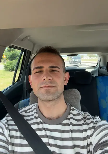 Я Selahattin, 24, знакомлюсь без обязательств в Измире