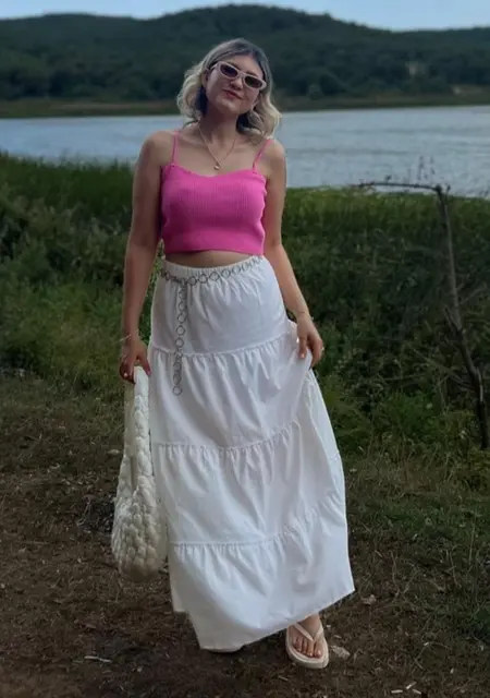 Я Нурай, 21, из Бишкека, ищу знакомство для открытые отношения