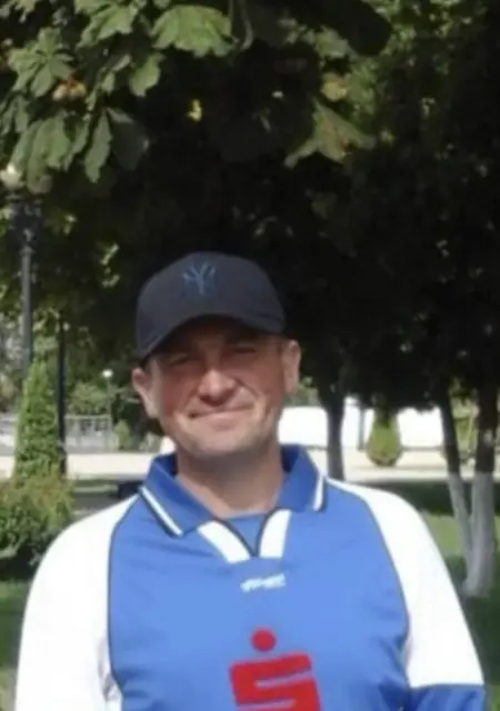 Я Alexander, 38, из Борисова, ищу знакомства на одну ночь