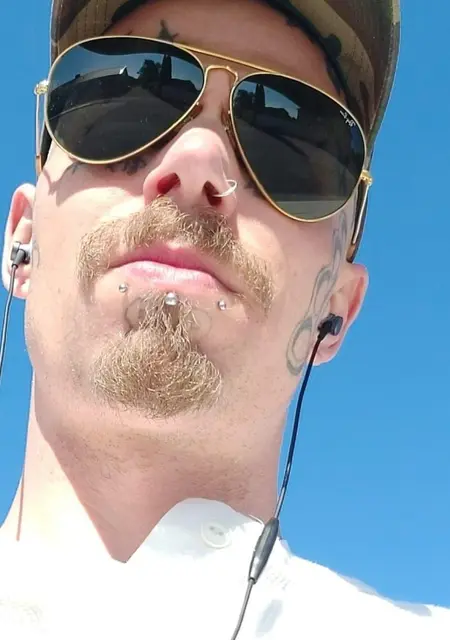 Kenni из Векшя, мне 37, познакомлюсь на одну ночь