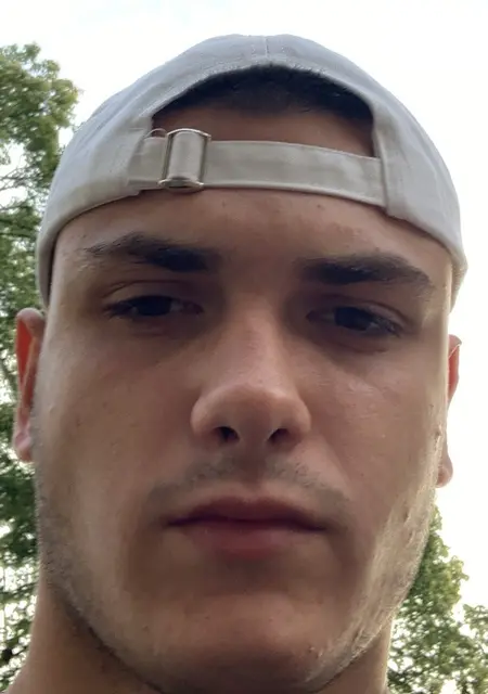 Я Андрей, 20, знакомлюсь для вирта в Варшаве