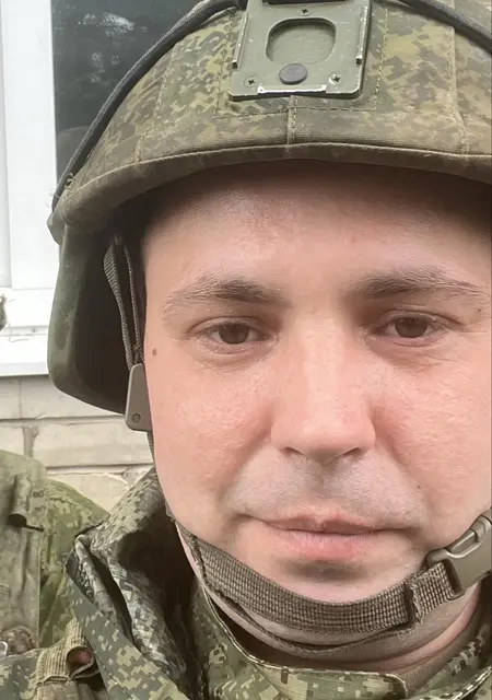 Дмитрий из Энсхеде, мне 34, познакомлюсь на одну ночь