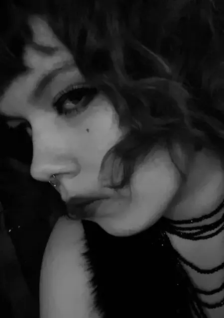 Я Barbsi, 18, знакомлюсь для постоянных отношений в Йиндржихув-Градец