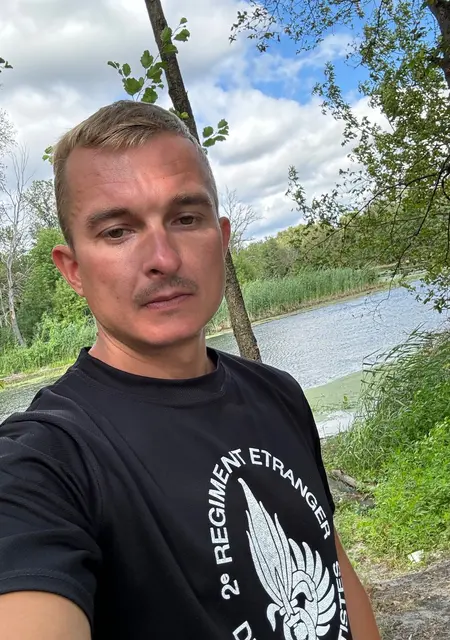 Я Александр, 31, знакомлюсь для общения в Харькове