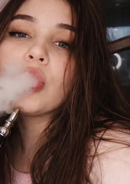 Я Олеся, 21, из Ашберна, ищу знакомство для постоянных отношений