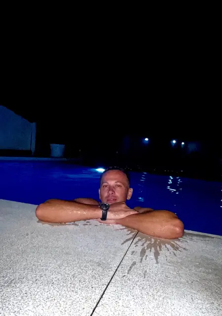 Roman de Marbella, busco en el sitio chatear