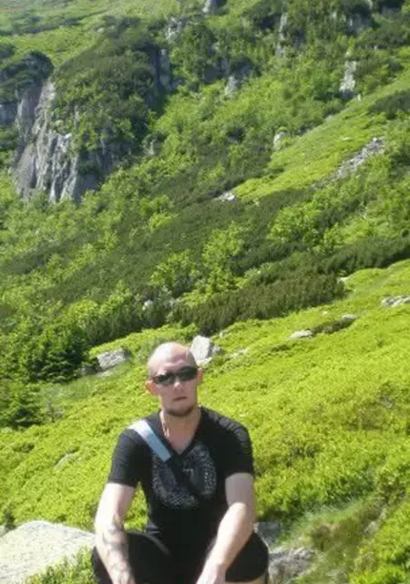 Я Wojtek, 39, знакомлюсь для открытые отношения в Бельско-бяле