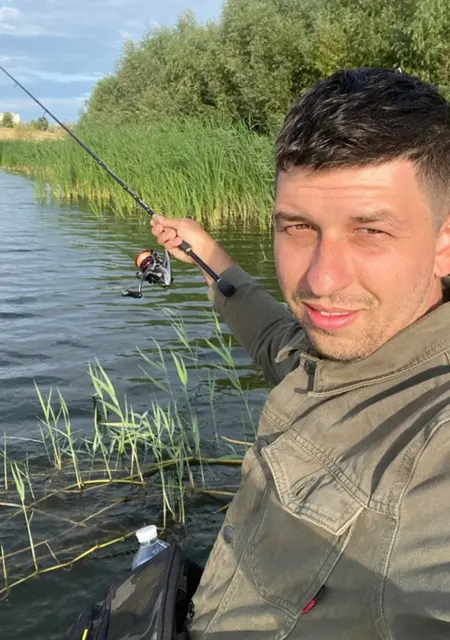 Я Alex, 34, знакомлюсь на одну ночь в Бердянске