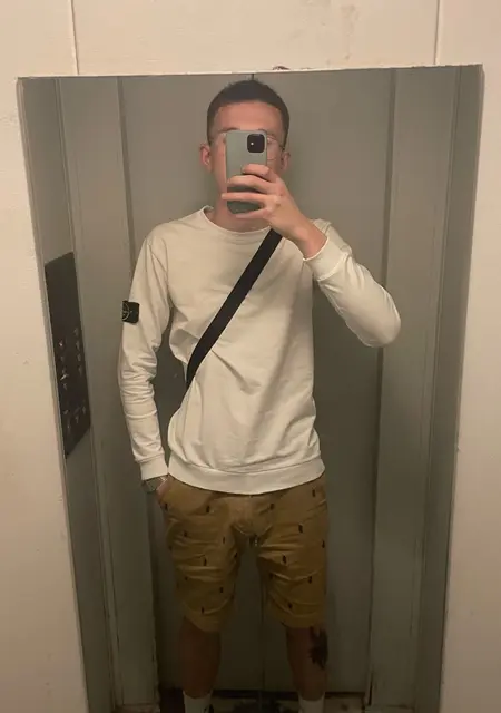 Влад з Рівне, шукаю на сайті знайомства на одну ніч