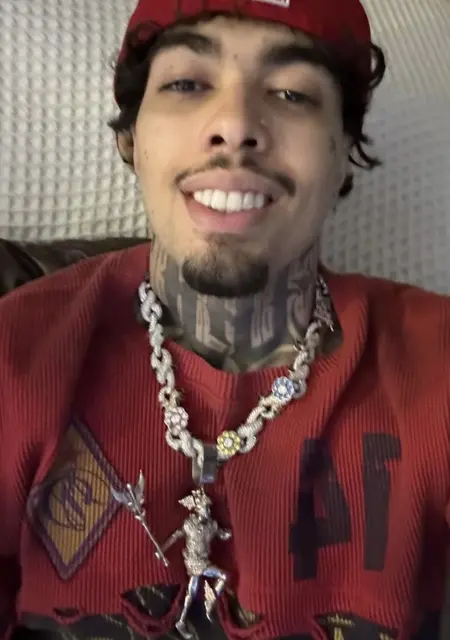 Я Pedro Henrique, 25, из Флорианополис, ищу знакомства без обязательств