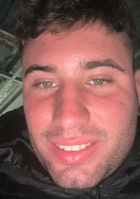 Я Juan Carlos, 23, знакомлюсь на одну ночь в Чипиона