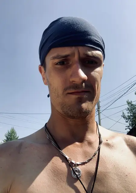 Андрей из Хельсинки, мне 33, познакомлюсь для постоянных отношений