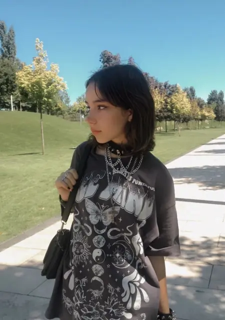 Соня из Амстердама, мне 18, познакомлюсь для вирта