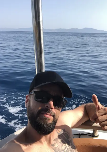 West de Terrassa, busco en el sitio lío de una noche