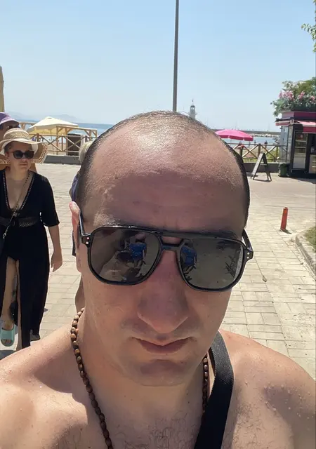 Jonsky из Тбилиси, мне 34, познакомлюсь на одну ночь