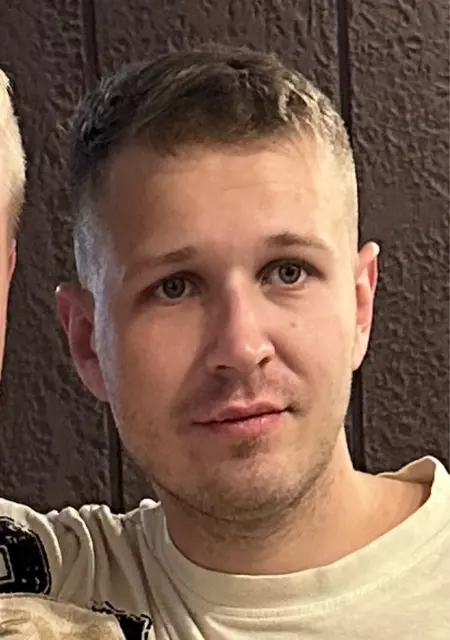 Я Дмитрий, 27, из Бреста, ищу знакомство для приятного времяпровождения