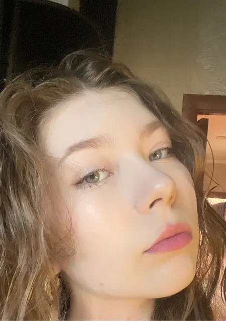 Malina из Парижа, мне 19, познакомлюсь для дружбы