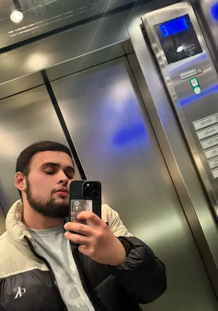 Руслан из Анталии, мне 24, познакомлюсь для приятного времяпровождения