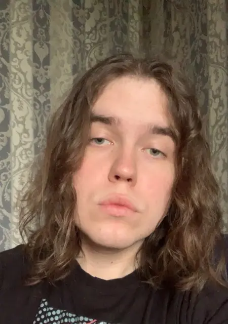 Я Роман, 22, из Риги, ищу знакомство для приятного времяпровождения