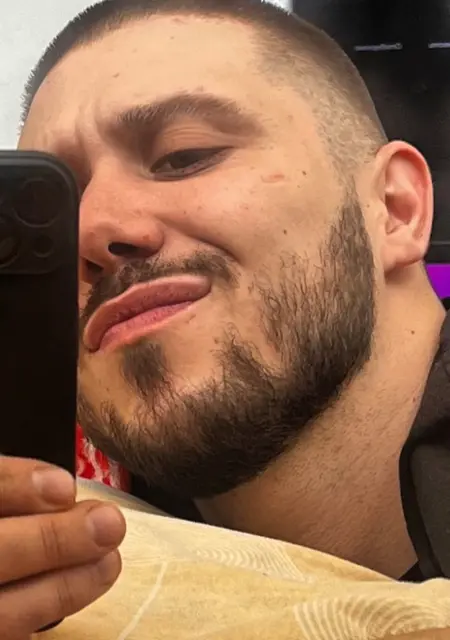 Я Nikolay, 28, из Видина, ищу знакомства без обязательств