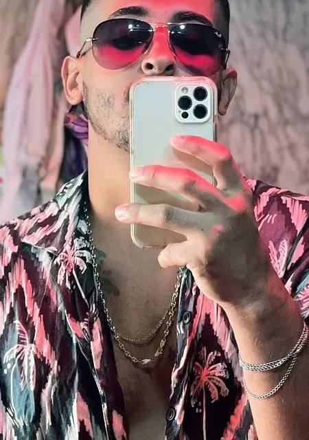 Я Alejandro, 29, из Мадрида, ищу знакомство для приятного времяпровождения