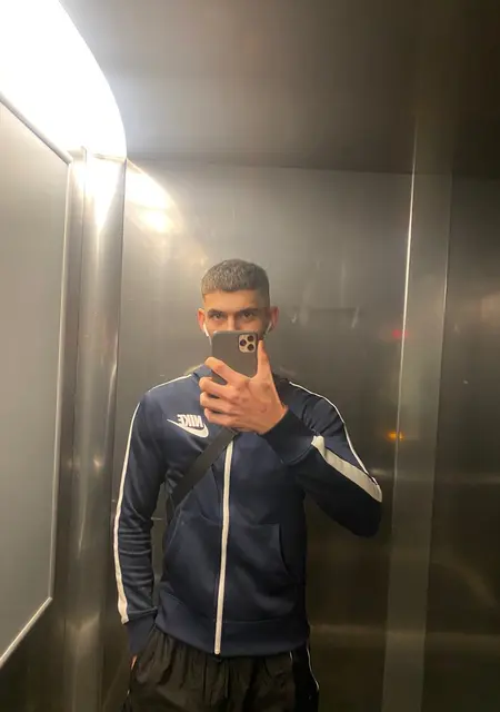 Я Danil, 21, из Маром, ищу знакомства без обязательств