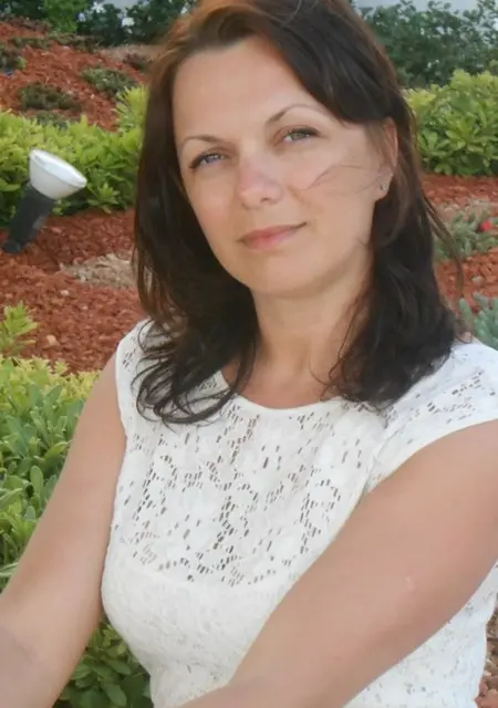 Я Татьяна, 43, из Могилёва, ищу знакомство для постоянных отношений