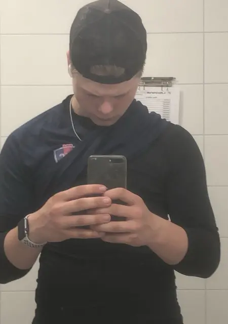 Я Linus, 19, из Хельсингборга, ищу знакомство для вирта