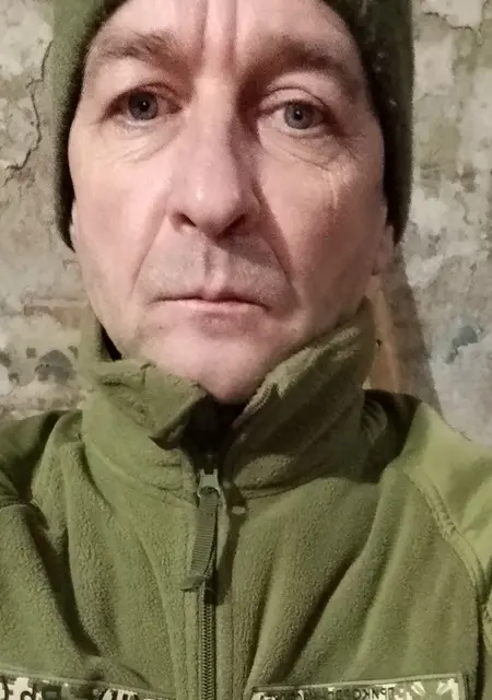 Андрій з Києва, мені 51 років, познайомлюсь для постійних стосунків