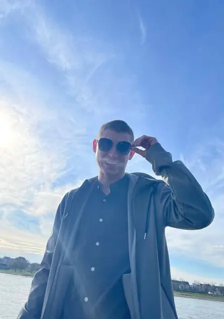 Я Станислав, 28 років з Ірпінь, шукаю знайомство для спілкування