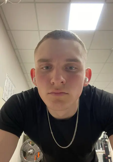 Стас из Минска, ищу на сайте вирта