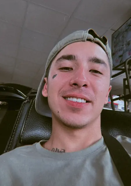 Alex из Дубая, ищу на сайте знакомства на одну ночь