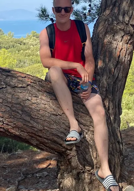 Я Jpunk, 29, знакомлюсь для приятного времяпровождения в Веннигзен