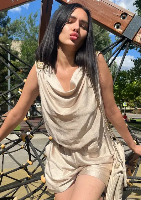 Диана из Днепра, ищу на сайте приятное времяпровождение