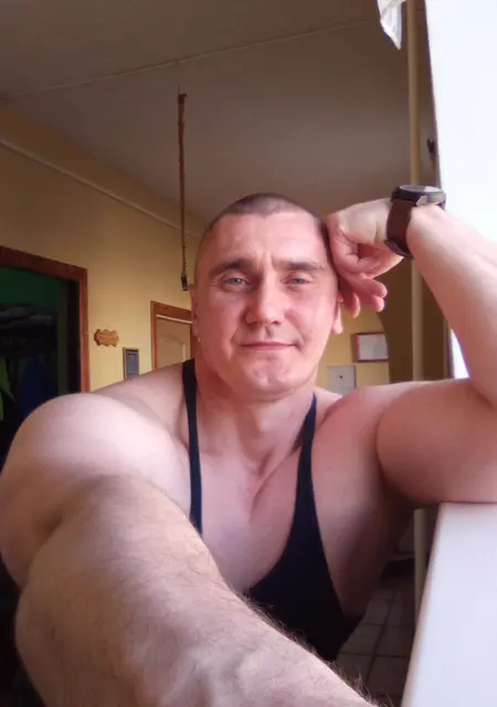 Man из Лос-анджелеса, мне 43, познакомлюсь на одну ночь