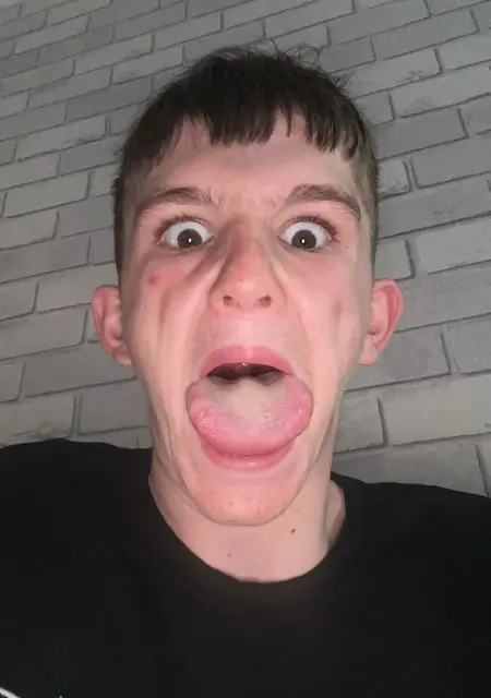 Я Unknownkink, 19, из Килмарнок, ищу знакомства без обязательств