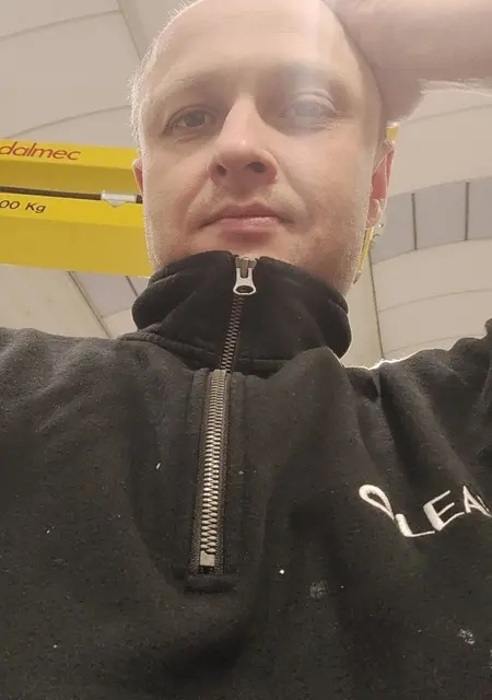 Іван из Харлема, ищу на сайте знакомства на одну ночь