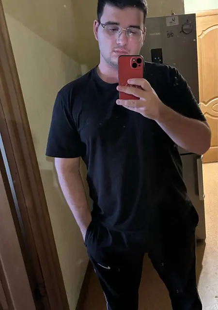 Я Шахим, 20, из Вильнюса, ищу знакомство для вирта