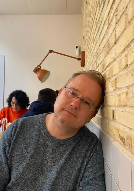 Soy Cadoe, 54 años, conociéndome para lío de una noche en Valencia