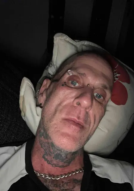 Jörgen из Стокгольма, ищу на сайте открытые отношения