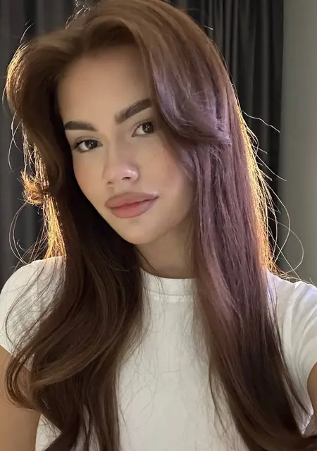 Я Julia, 28, из Аугсбурга, ищу знакомство для совместных путешествий