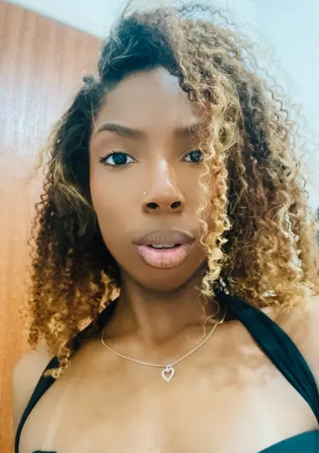 Brena из Риу-дас-Острас, мне 21, познакомлюсь для общения