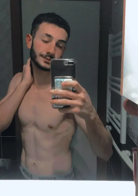 Я Ali, 20, знакомлюсь для вирта в Стамбуле