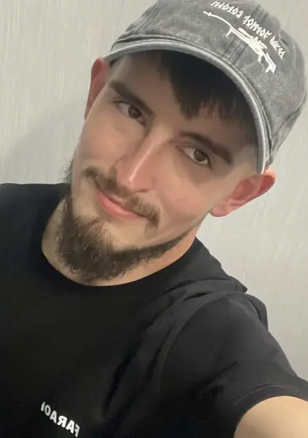 Я Владислав, 26, знакомлюсь без обязательств в Близнюках