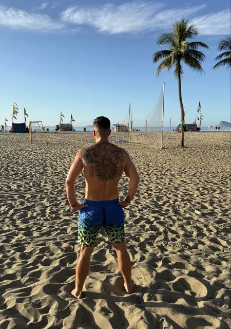 Antonio de Badalona, tengo 37 años, listo para conocer para pasatiempo agradable