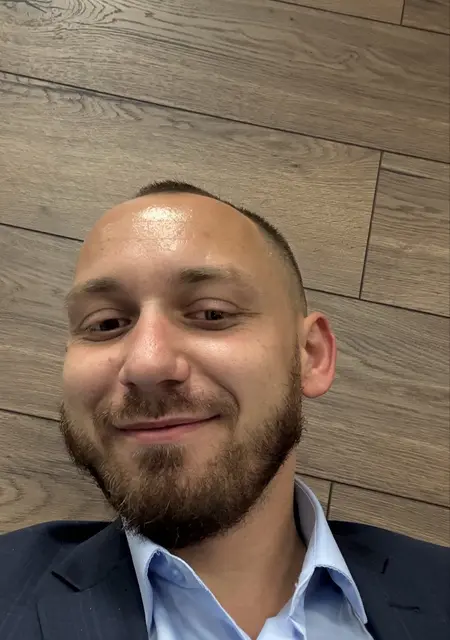 Я Иван, 35, знакомлюсь для приятного времяпровождения в Вене