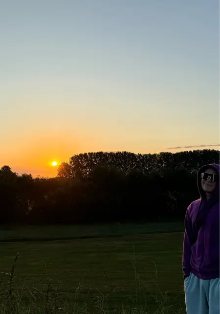 Artem de Málaga, tengo 19 años, listo para conocer para relación a largo plazo