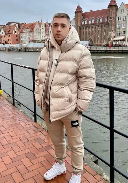 Я Denkng, 28, знакомлюсь без обязательств в Познани