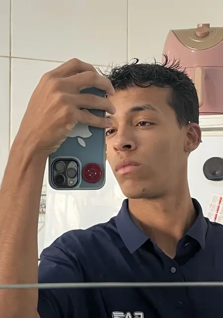 Я Kaua, 18, знакомлюсь для общения в Контажен